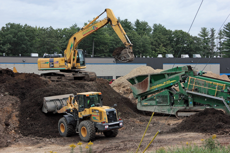 Providing loam screening services in Londonderry NH for Taurus Excavation