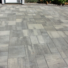 Techo Bloc Parisi pool deck pavers